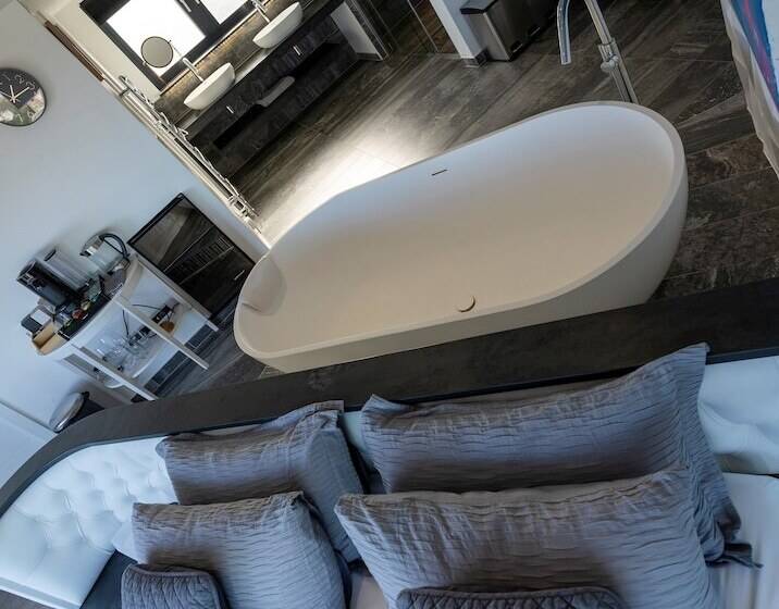 بنسيون Uno   St Ives