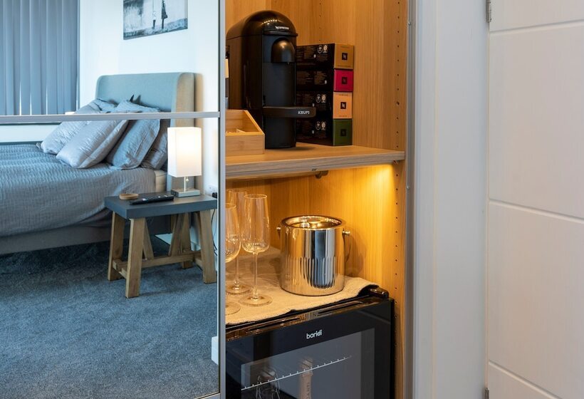 بنسيون Uno   St Ives