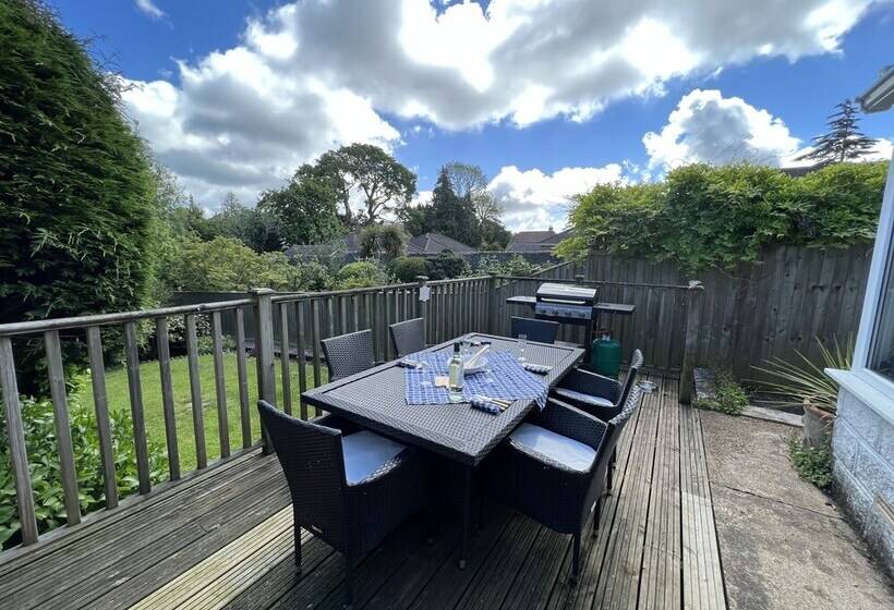 Stone Cottages With Garden And Parking