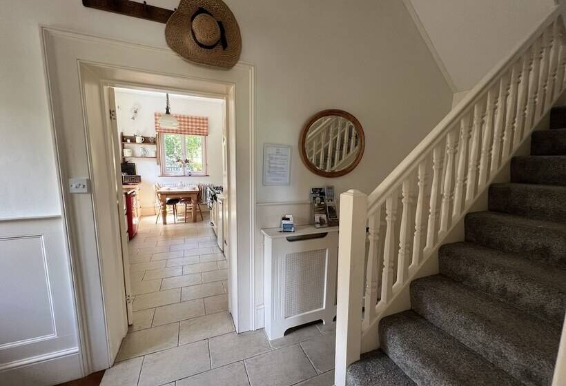 Stone Cottages With Garden And Parking