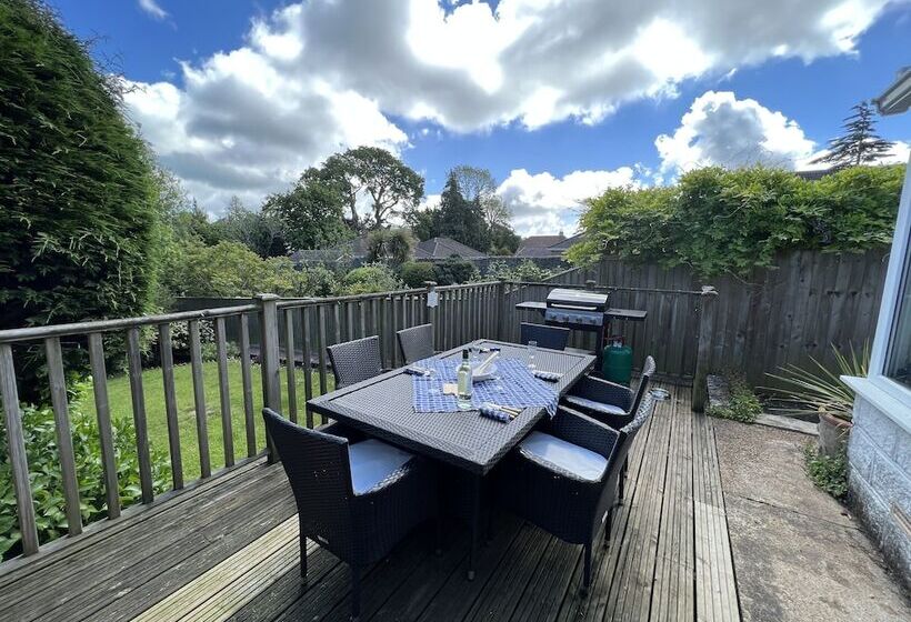 Stone Cottages With Garden And Parking