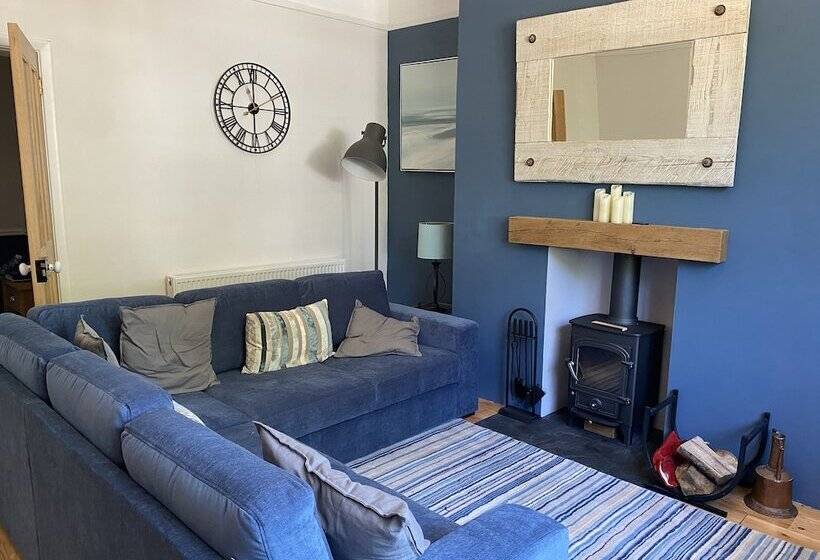 Stone Cottages With Garden And Parking