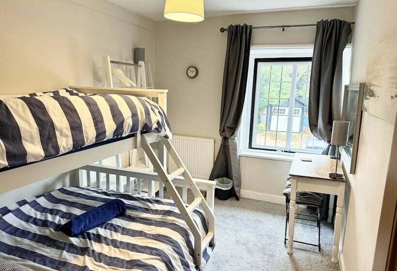 Stone Cottages With Garden And Parking