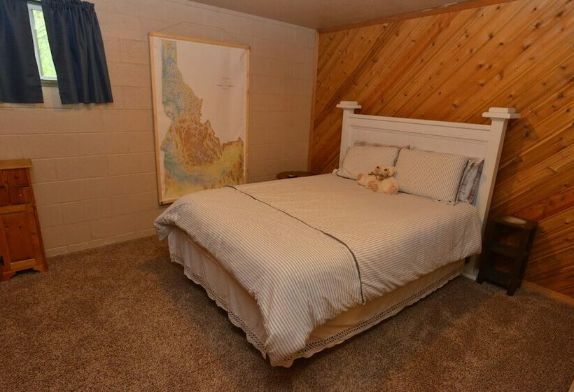 The Park Chalet By Casago Mccall  Donerightmanagement