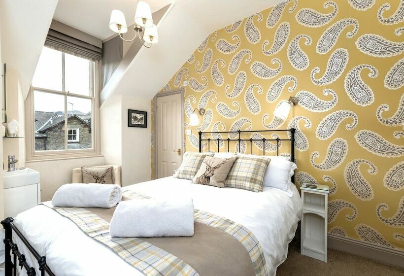 مبيت وإفطار 2 Cambridge Villas