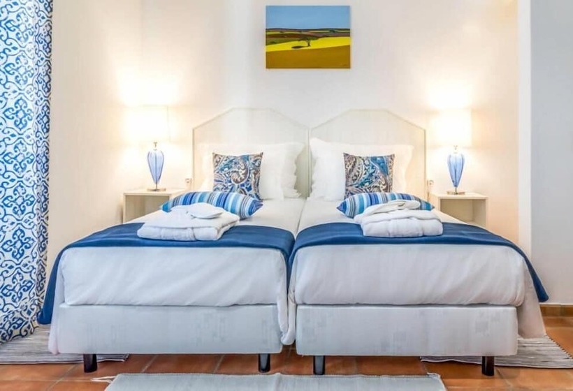 تختخواب و صبحانه Abetarda Cc