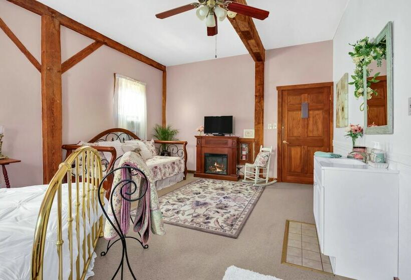 مبيت وإفطار Osceola Mill