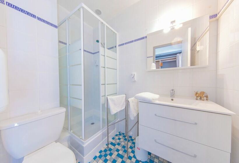 Отель Land Azur