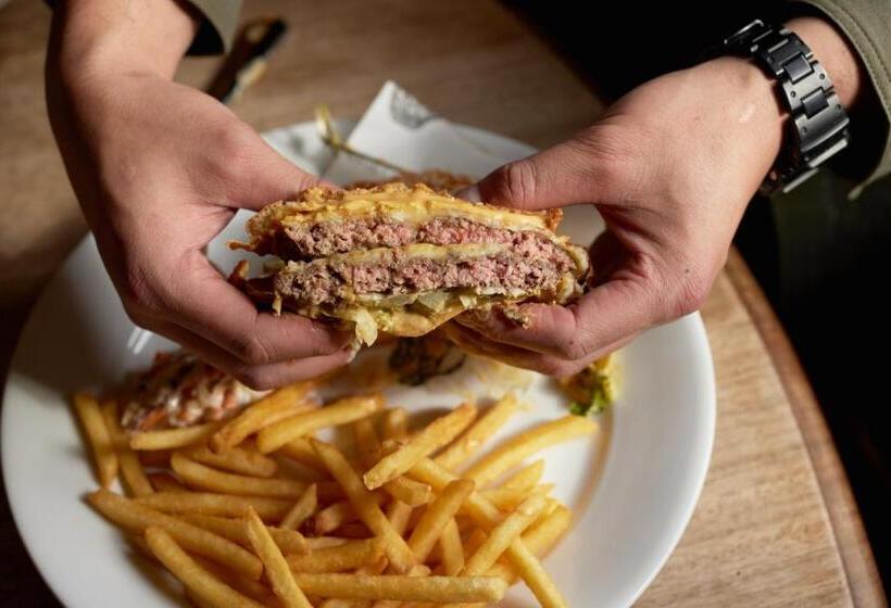 فندق The Bell & Crown