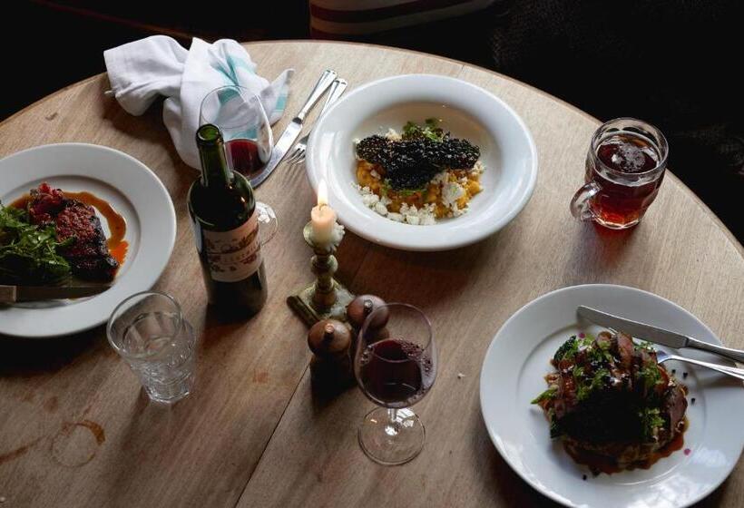 فندق The Bell & Crown