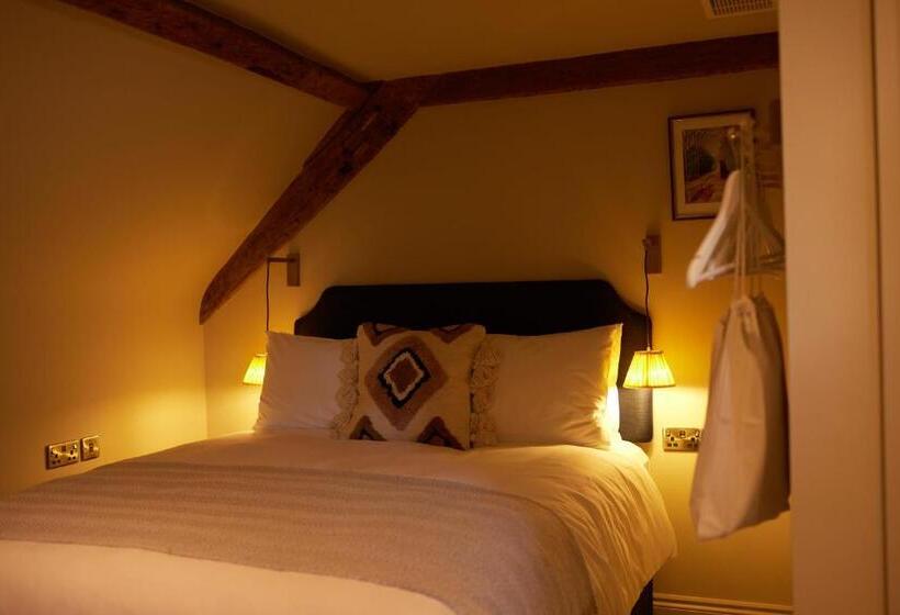 فندق The Bell & Crown