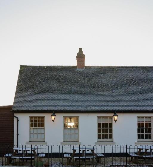 فندق The Bell & Crown