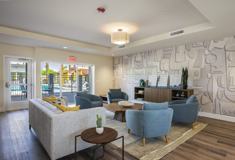 فندق The Paloma Resort