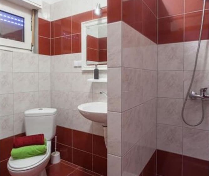 펜션 Cozy Double Bed Room With Balcony And Garden View