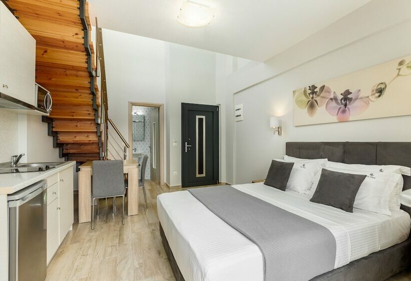 פנסיון Ilis Villas