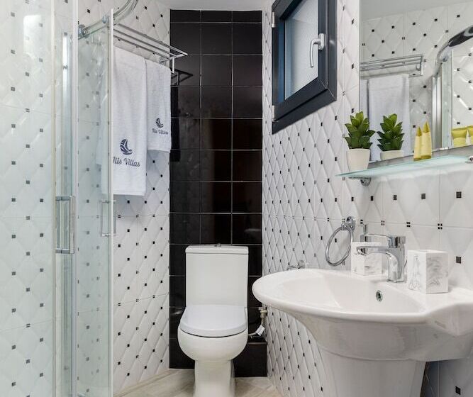 פנסיון Ilis Villas