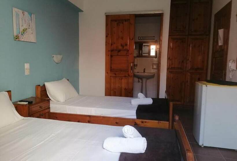 ペンション Nostalgia