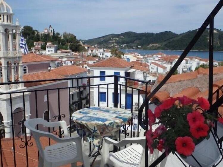 ペンション Nostalgia