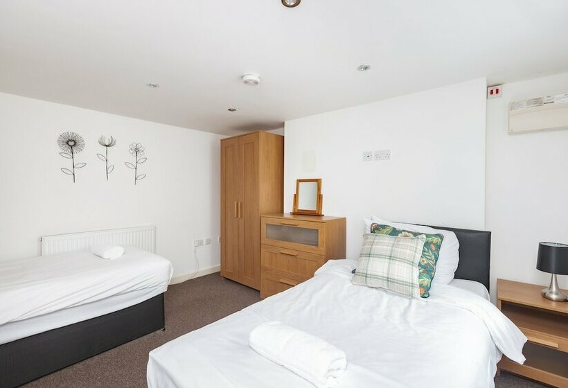 레지던스 Sunny Terrace By Kasar Stays