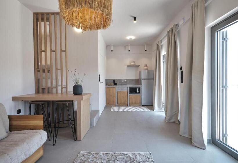 فندق Amal Kythnos Suites