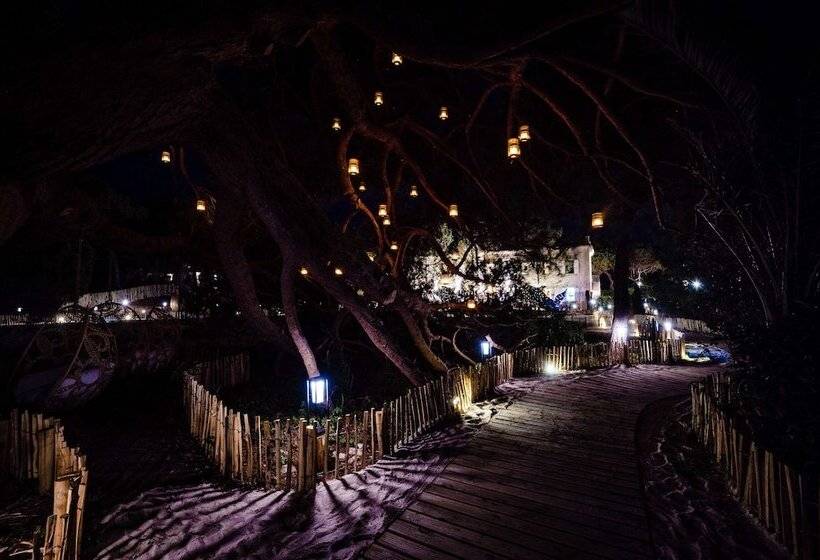 ホテル Le Hameau Des Pesquiers Ecolodge, Curio Collection By Hilton