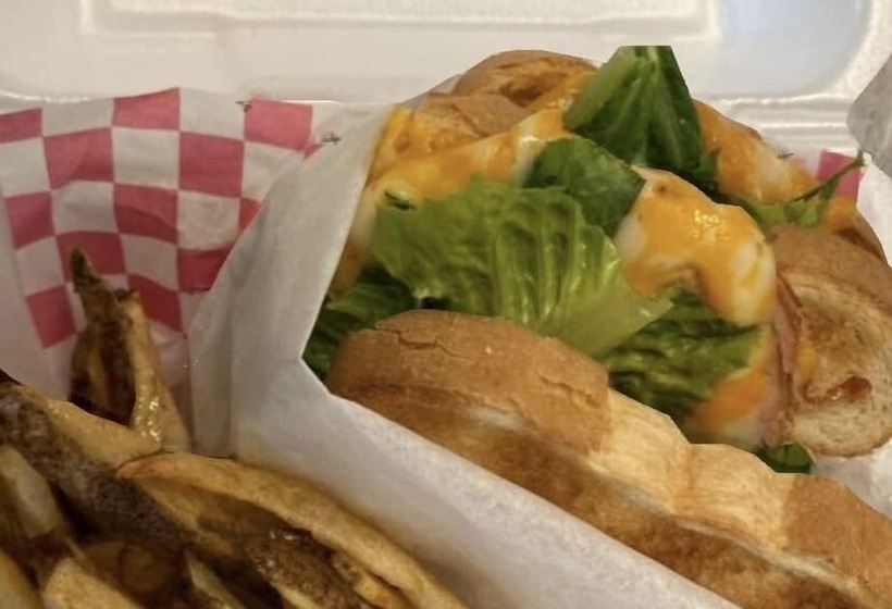 فندق على الطريق Champions Inn