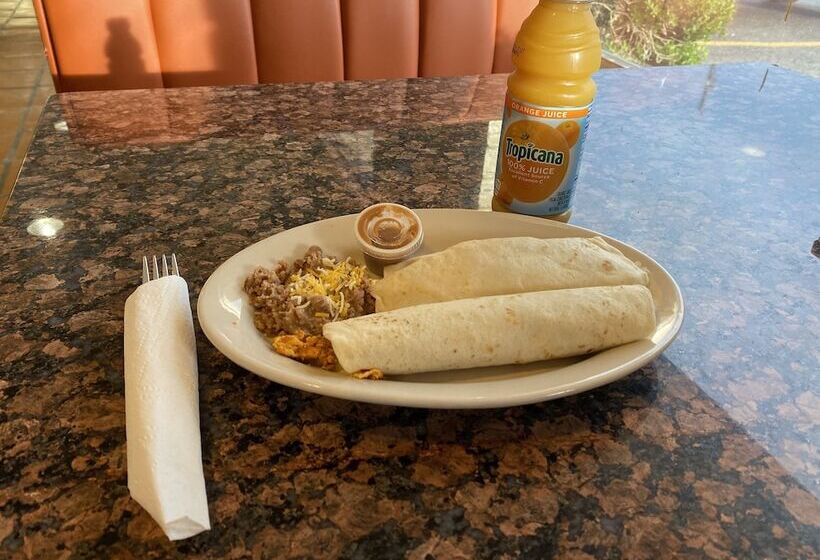 فندق على الطريق Champions Inn