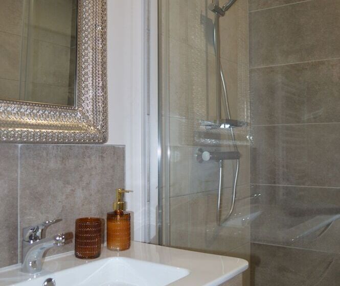 פנסיון La Pichonnière