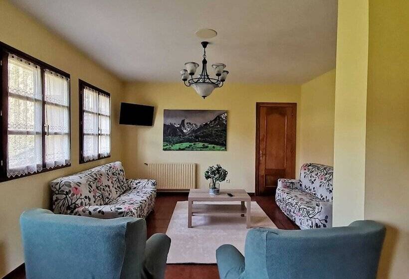 پانسیون Valle La Fuente