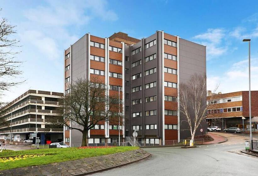 Общежитие Studio For Students Newcastle Underlyme