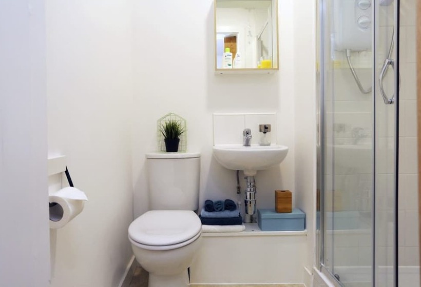 Общежитие Studio For Students Newcastle Underlyme