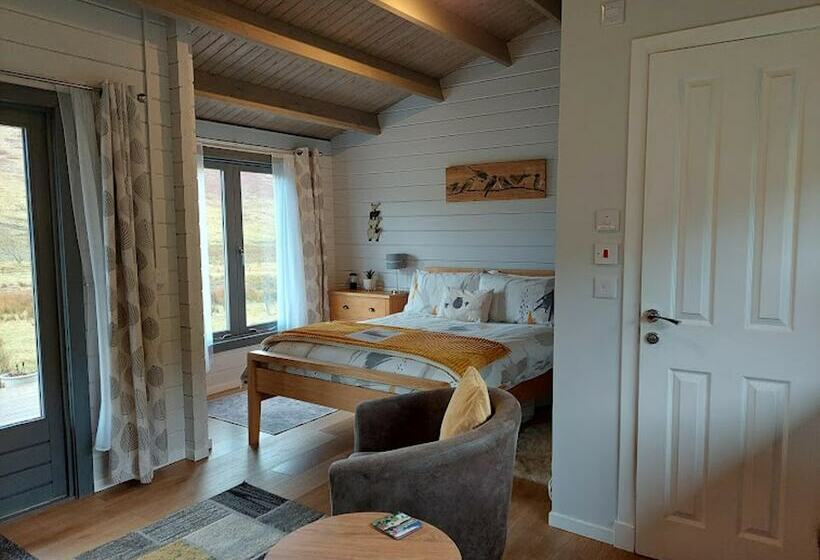 Beautiful Cabin On The Stunning Isle Of Skye, Scot