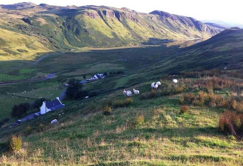 Beautiful Cabin On The Stunning Isle Of Skye, Scot