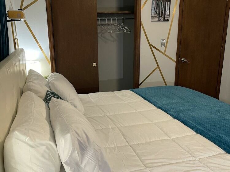 Bed and Breakfast Dream Inn