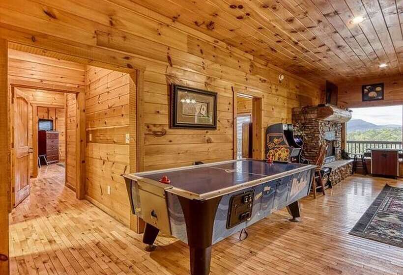 Cabin Fever Lodge #750