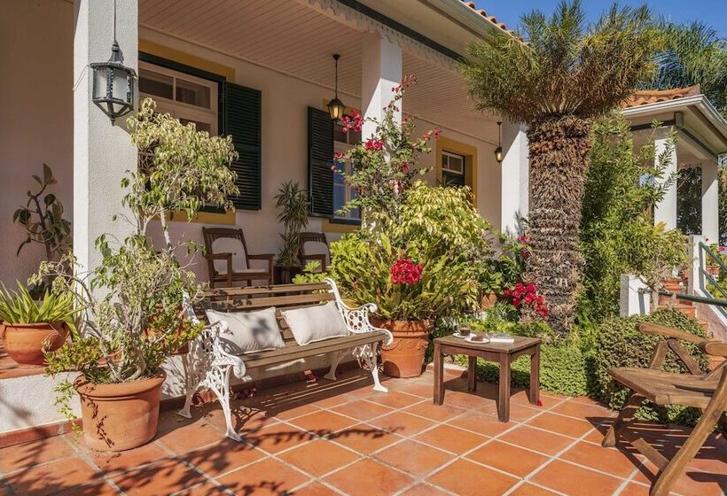 Family Vacations In The North, Casa Dos Terços