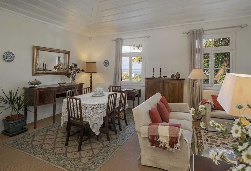 Family Vacations In The North, Casa Dos Terços