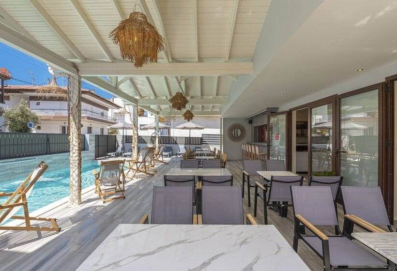 בית מלון כפרי Adonis