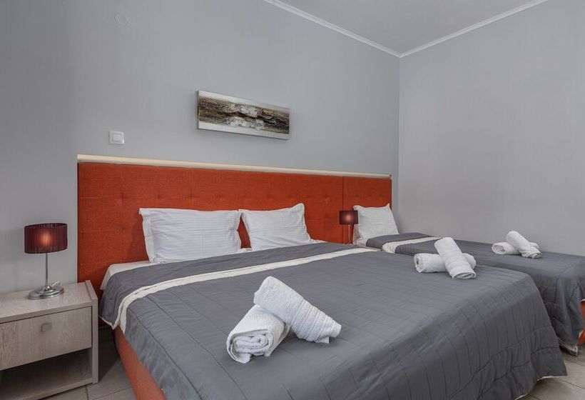 בית מלון כפרי Adonis