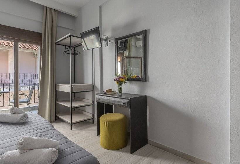 בית מלון כפרי Adonis