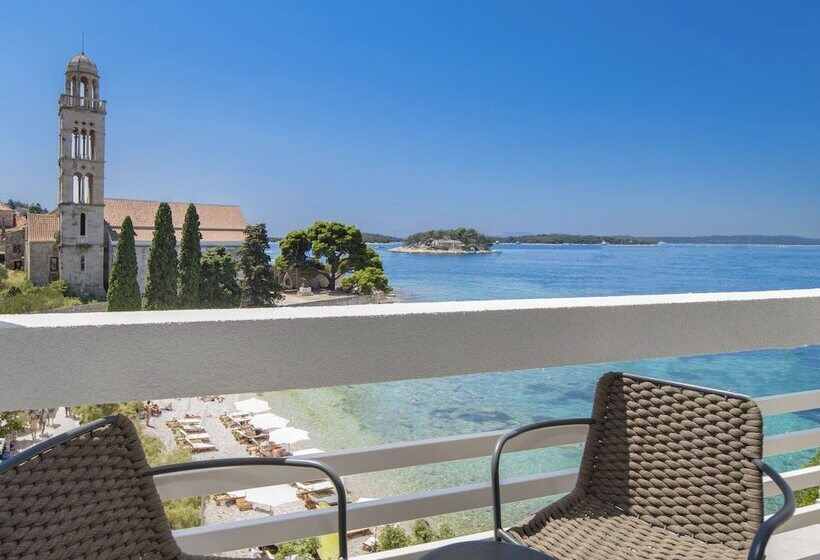 酒店 Beach Bay Hvar