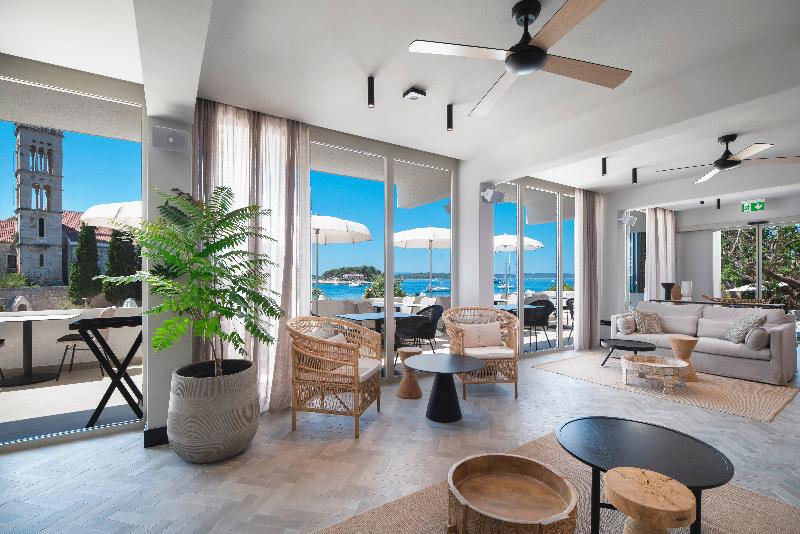 酒店 Beach Bay Hvar