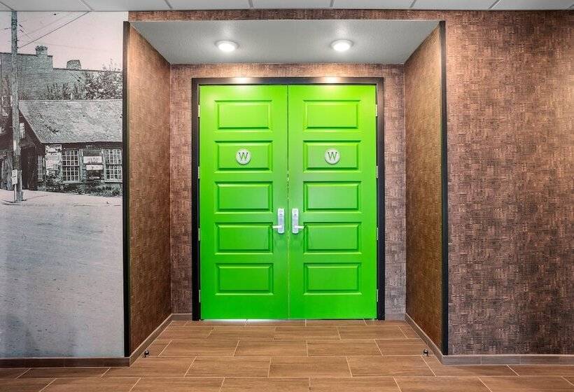 Cobblestone Hotel & Suites   De Pere Green Bay