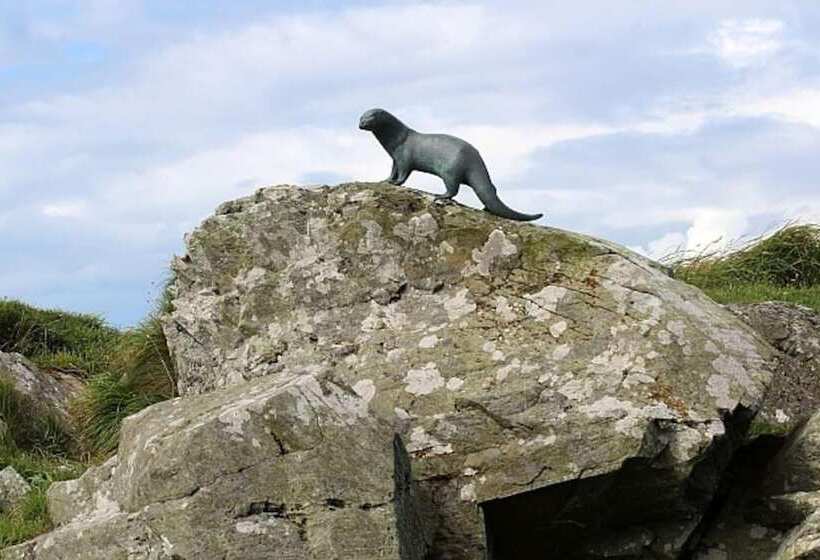 فندق Delighful, Cosy Caravan With Sea View In Monreith