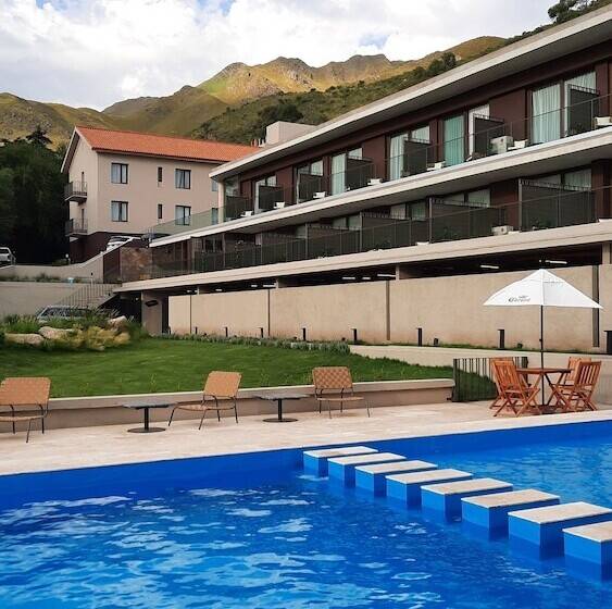 ホテル Estilo Mb   Merlo