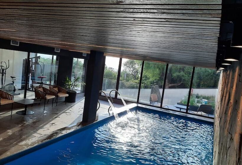 ホテル Estilo Mb   Merlo