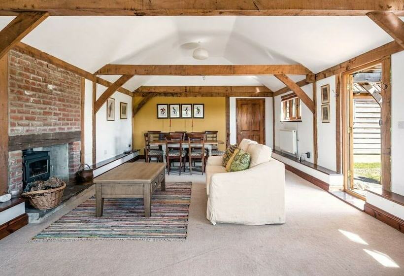 فندق Huish Lodge