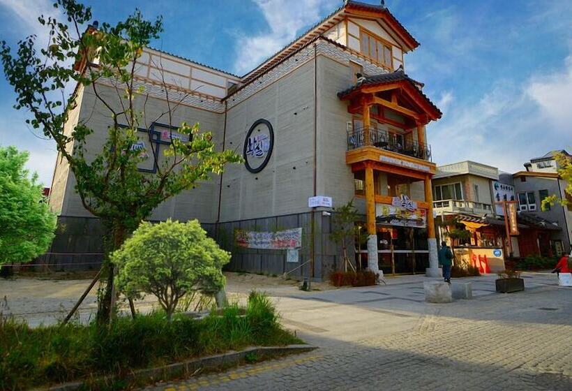 Hotel Hwangsil Tourist