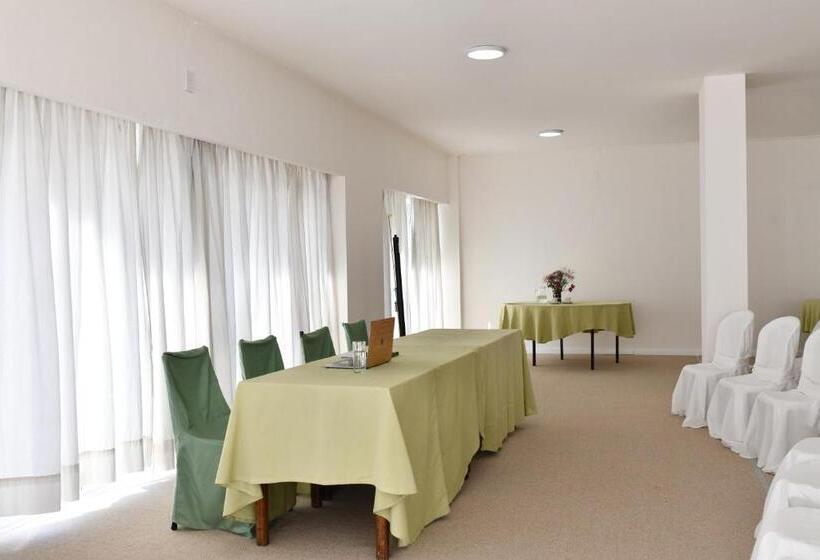 O2 Hotel Gualeguaychú