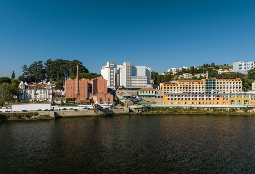 ホテル Pestana Douro Riverside